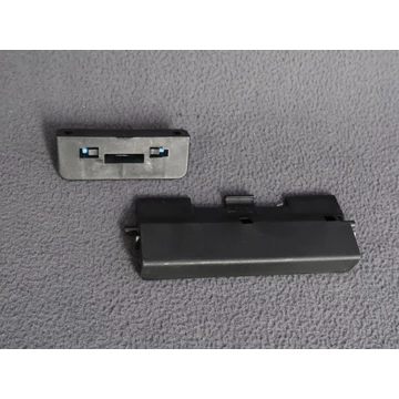 SR DOOR HANDLE T1152